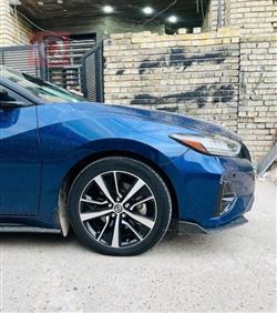 نيسان ماكسيما